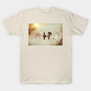 Into the unknown by MontagealaBira T-Shirt